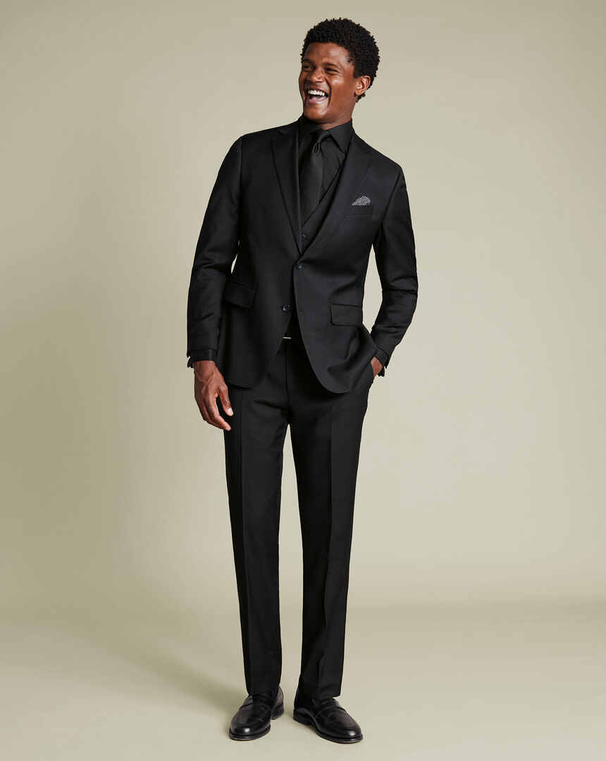 Costume en sergé naturellement extensible